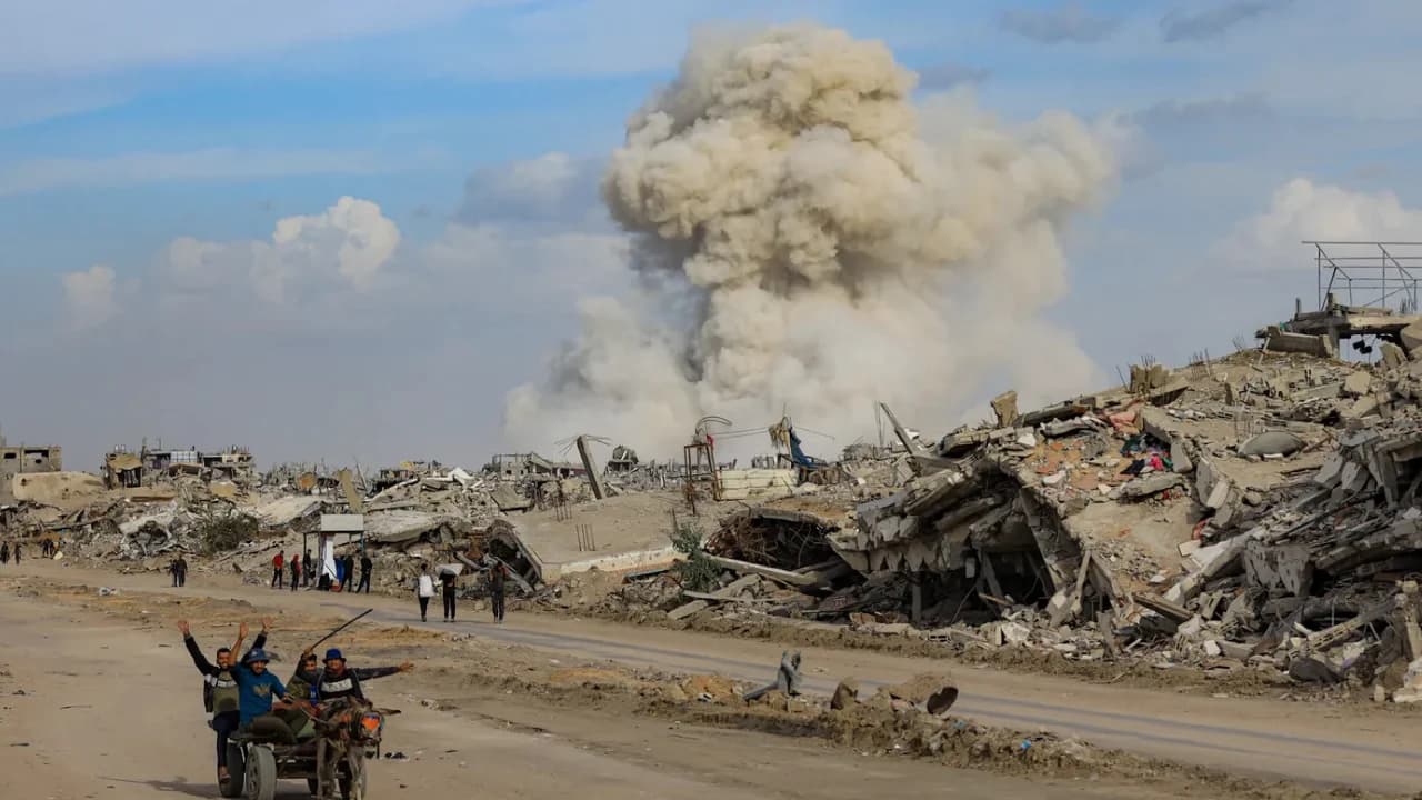 ইসরাইলের যুদ্ধবিরতি লঙ্ঘন চললে দ্বিতীয় দফা চুক্তি নয়: হামাসের হুঁশিয়ারি image