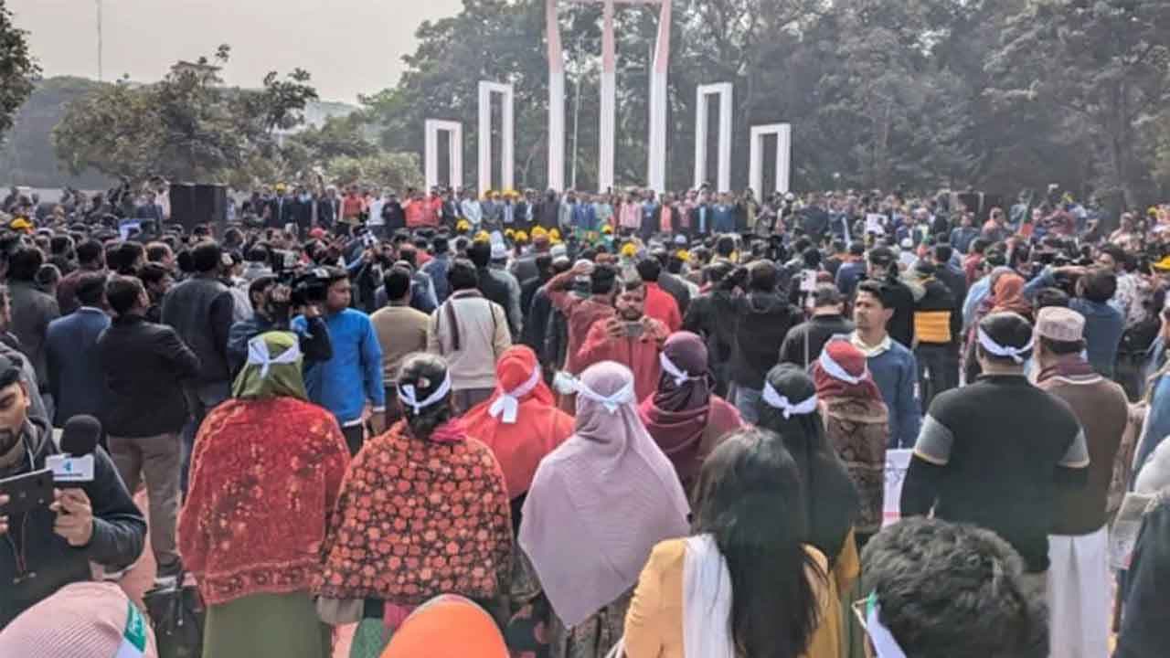 ফের কর্মবিরতির হুঁশিয়ারি প্রাথমিকের শিক্ষকদেরImage